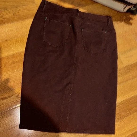 SUKO  Jeans burgundy Midi Denim Pencil Skirt size 8 - Picture 5 of 12